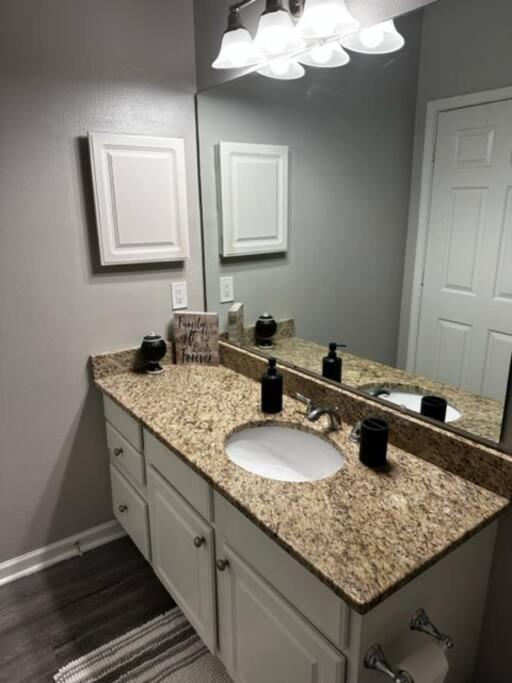 Extravagant 2 Br/2 Ba Apartment Savannah Esterno foto